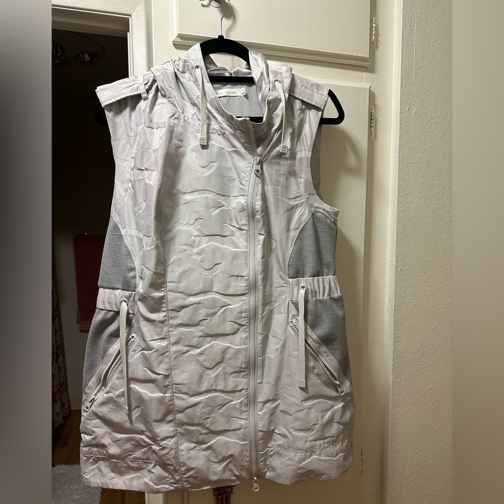 Blanc Noir Active Vest Top